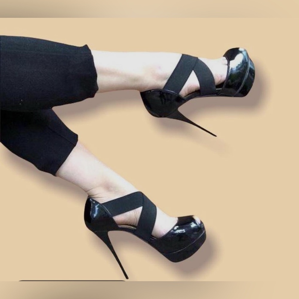 Jessica Simpson Black Patent Leather Strappy Stiletto Heels